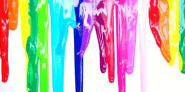 Wir lieben Buntes - Mut zur Farbe in den eigenen vier Wänden