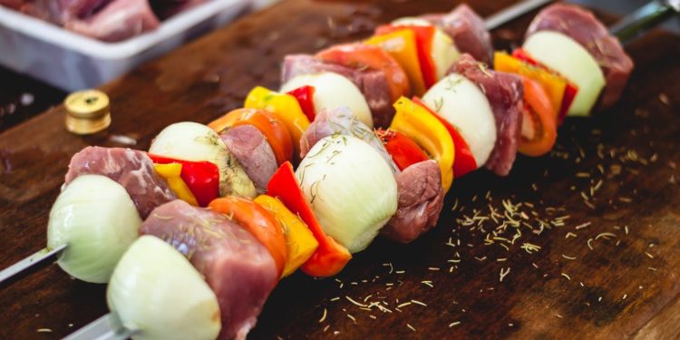 Die perfekten Grillspieße - das solltest Du jetzt wissen