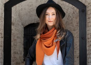 Dreieckstücher von Knit Factory