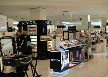 5 Gründe, warum Sie Parfum nur in einer Parfümerie kaufen sollten!