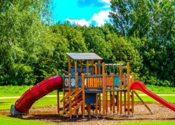 Spielen im Freien - den Sommer zur ganzheitlichen Förderung Ihrer Kinder nutzen