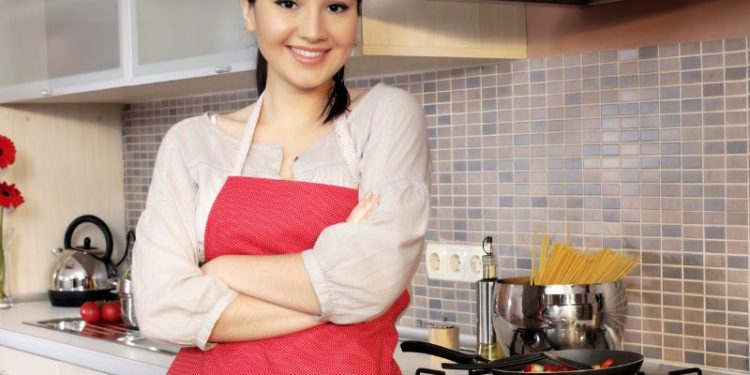 Private Unfallversicherung für Hausfrauen – sinnvoll oder Luxus?