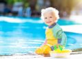 So wird der Besuch mit Baby im Schwimmbad noch schöner