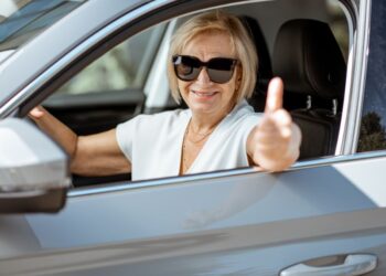 Warum Frauen die besseren Autofahrer sind – oder auch nicht?