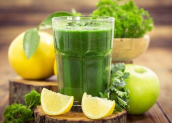 Das Geheimnis der grünen Smoothies: Gesund trinken mit Gemüse